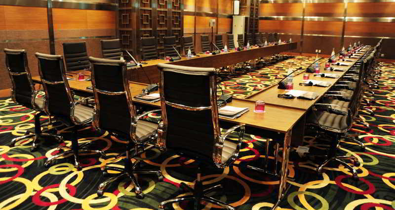 Hotel De Convencoes De Talatona Hcta Луанда  Экстерьер фото