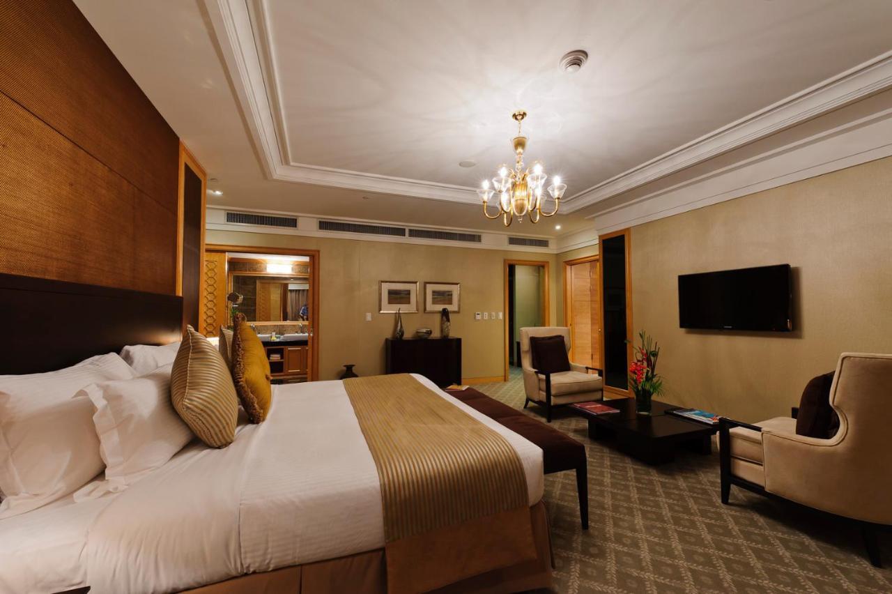 Hotel De Convencoes De Talatona Hcta Луанда  Экстерьер фото