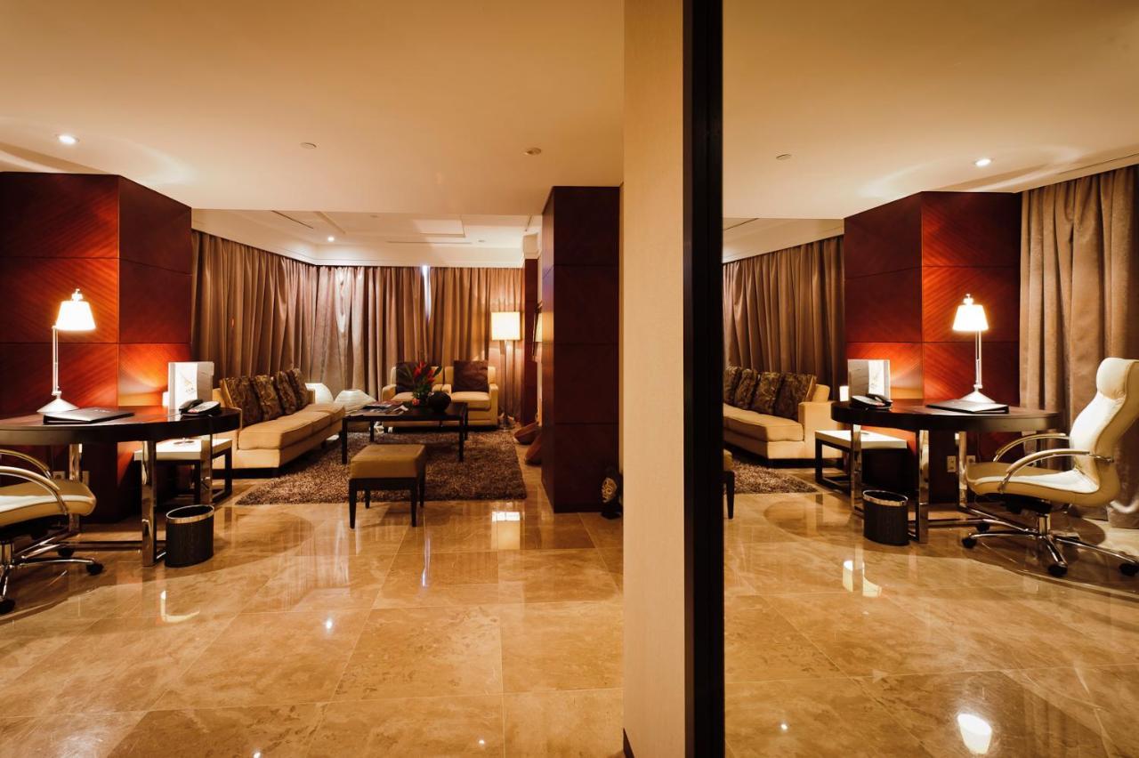 Hotel De Convencoes De Talatona Hcta Луанда  Экстерьер фото
