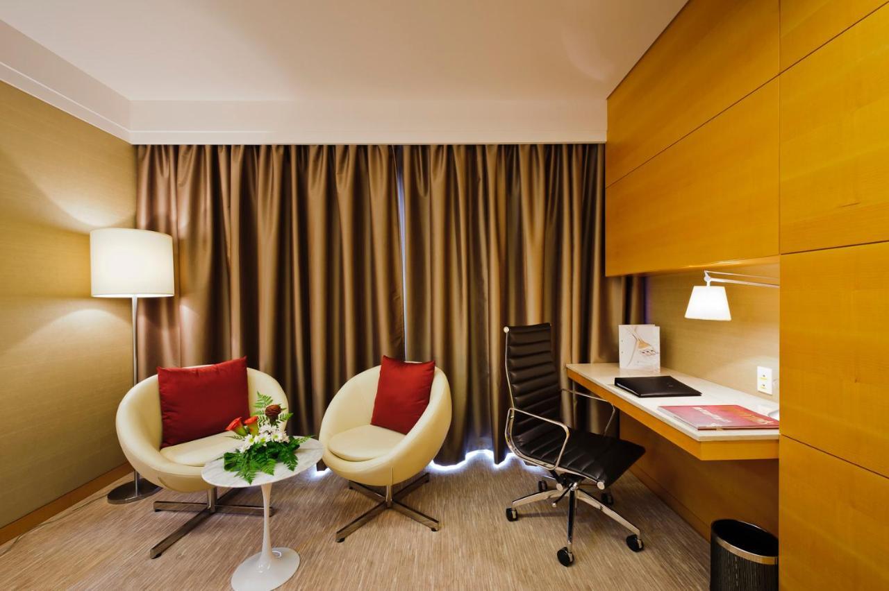Hotel De Convencoes De Talatona Hcta Луанда  Экстерьер фото