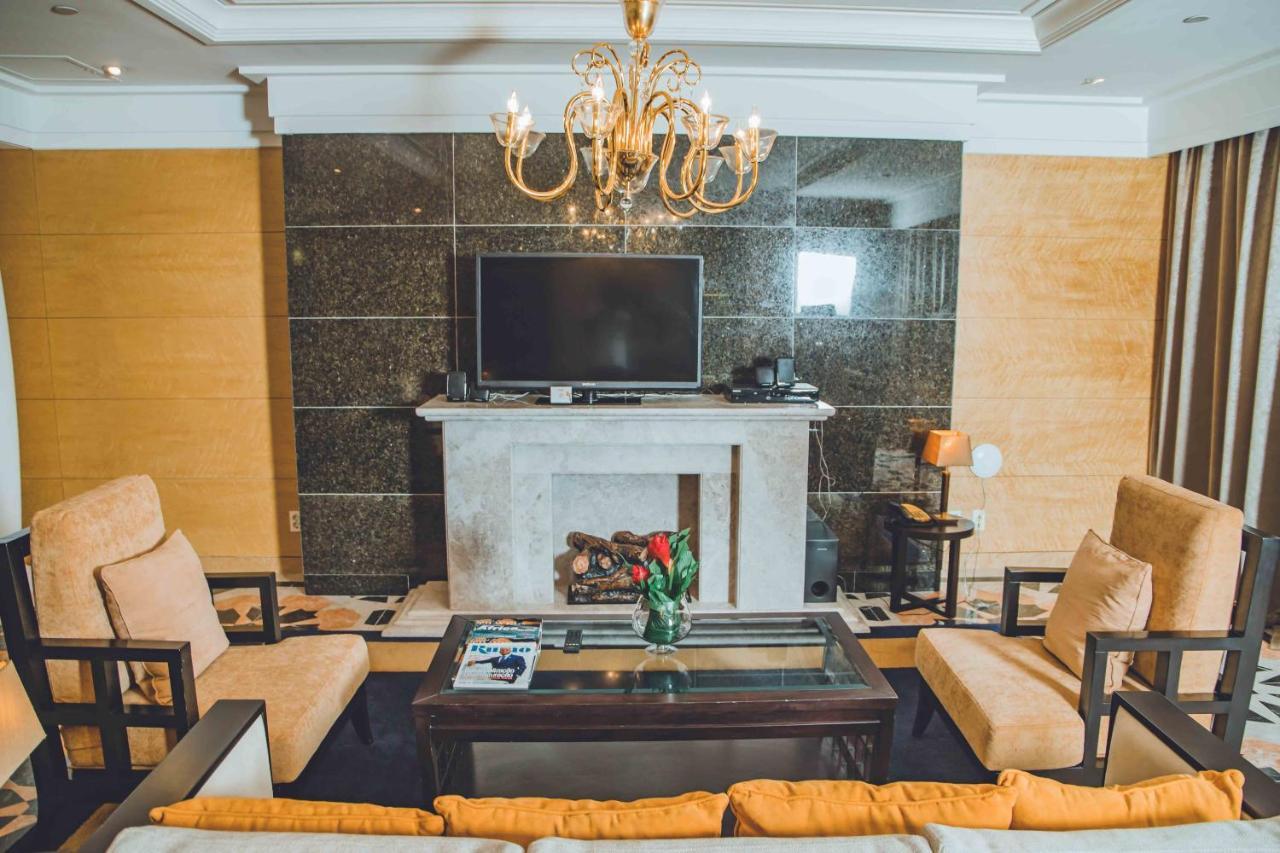 Hotel De Convencoes De Talatona Hcta Луанда  Экстерьер фото