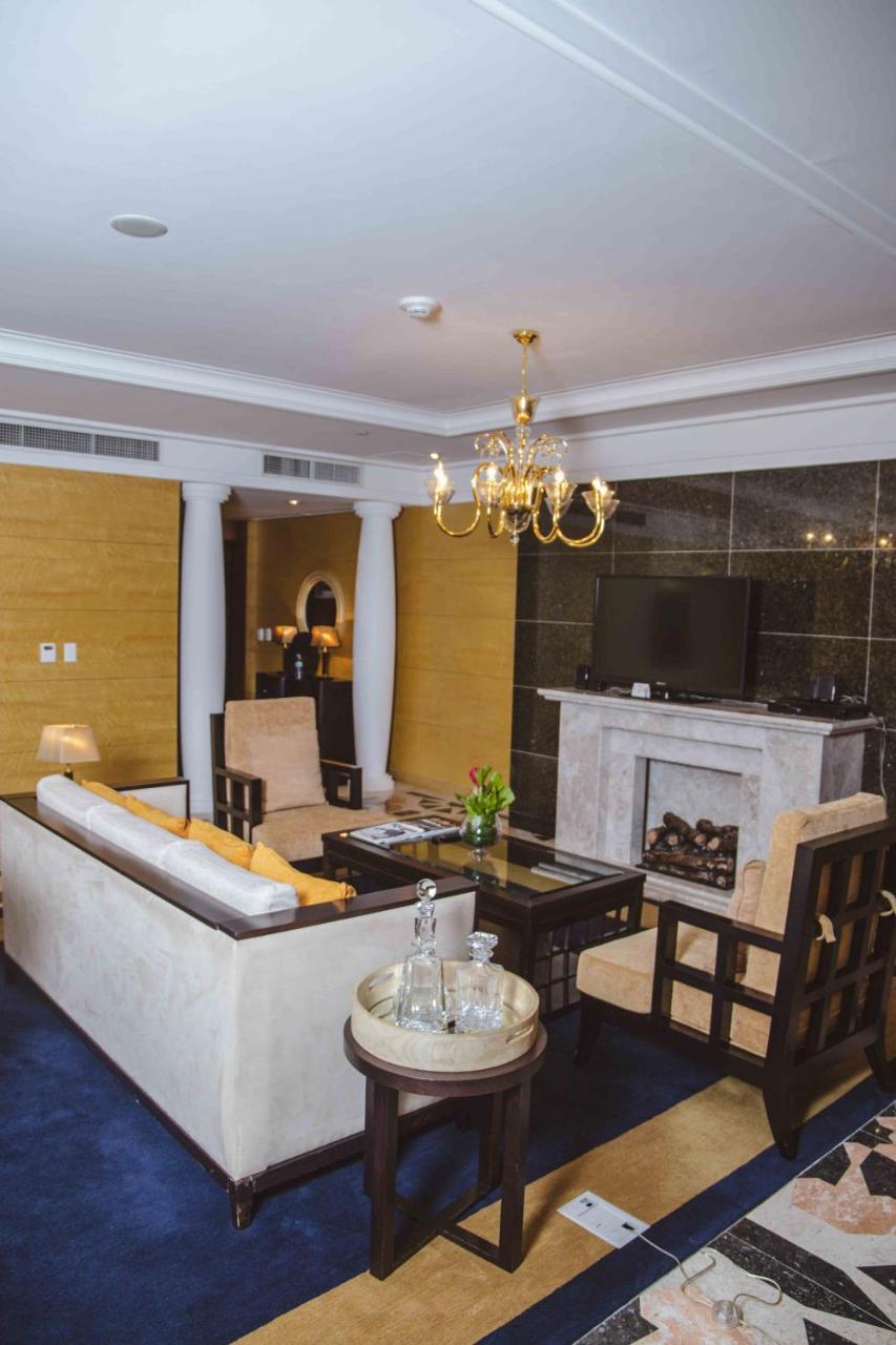 Hotel De Convencoes De Talatona Hcta Луанда  Экстерьер фото